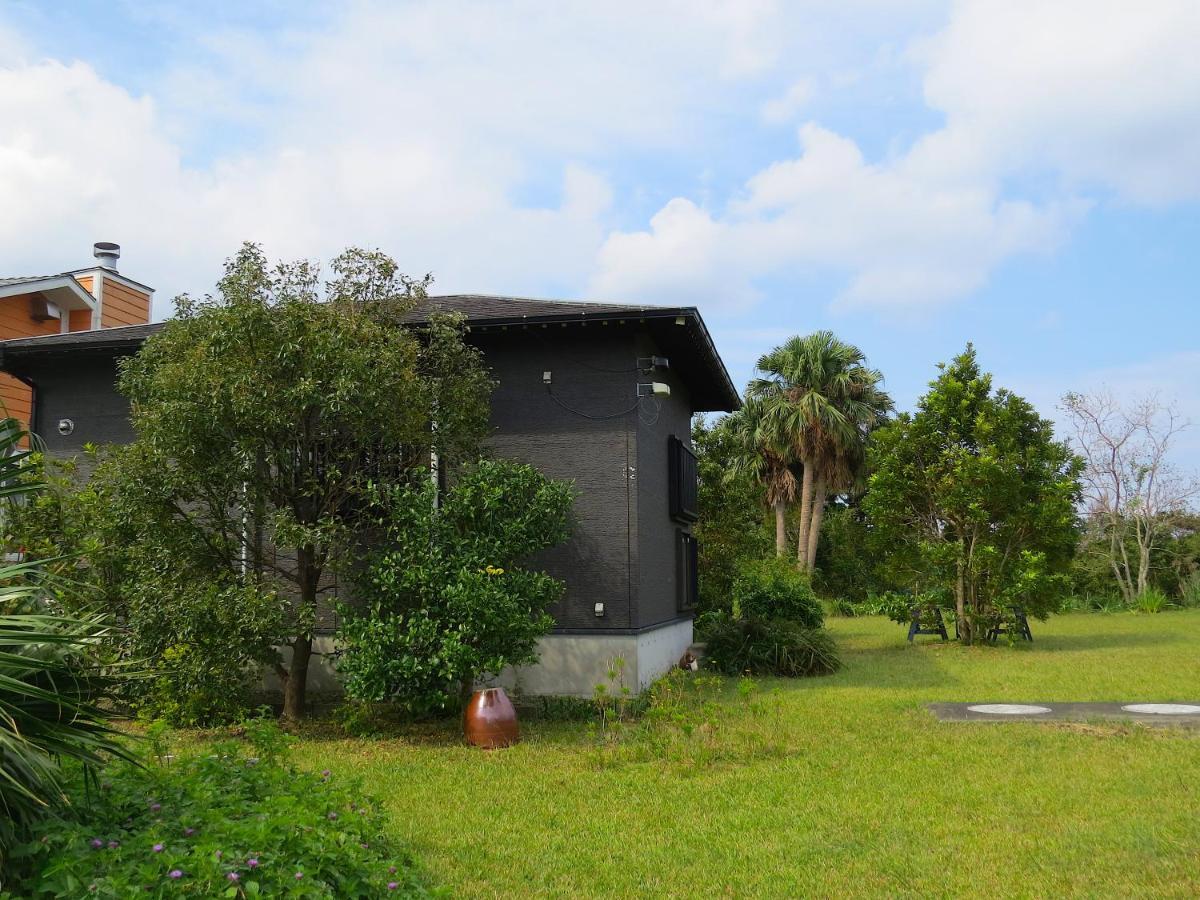 Cottage Orange House Yakushima Yakushima  Exteriör bild
